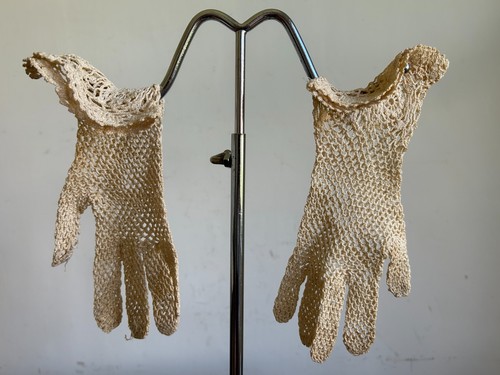 Antique edwardian lace gloves - edwardian,