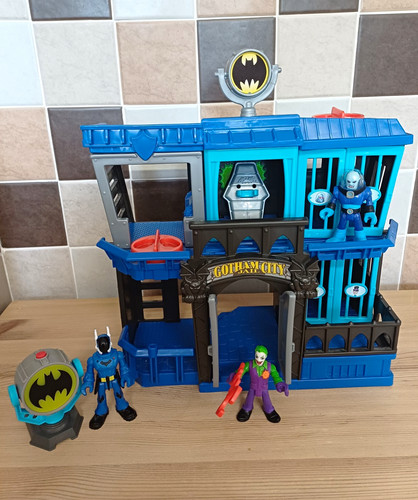 Imaginext batman gotham city - imaginext,