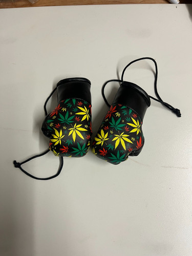 Red green yellow weed leaf - green, &