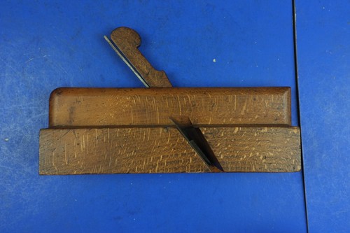 Old vintage sash moulding - sash,
