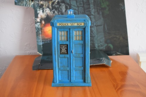 The 3rd doctor tardis from - 3rd, doctor's