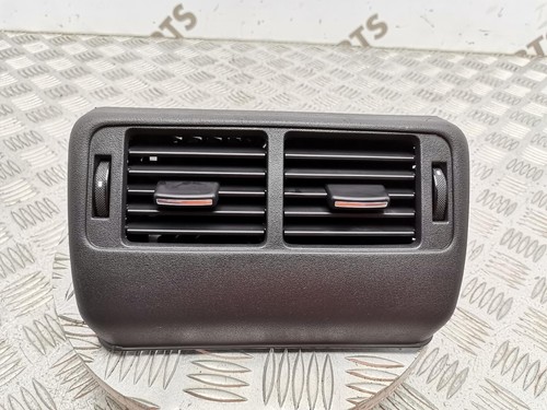 Range rover sport rear - rear, centre