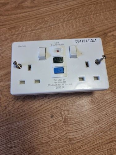 Gang switched rcd socket 13a - 2,