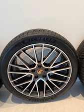 Porsche Cayenne Turbo wheels