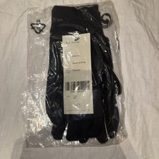 BRAND NEW IN PACKAGING SWEATY BETTY RUNNING GLOVES. BLACK.