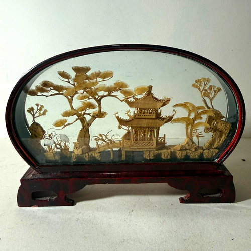 Chinese glass diorama display - chinese,