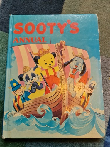 Vintage sooty annual book - vintage, sooty's