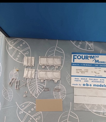Four most modells gauge - most, oo