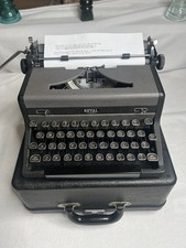 Vintage Beautiful 1949 Royal