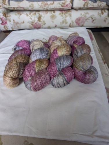 Superwash merino 10 linen - 90%merino , 10%linen