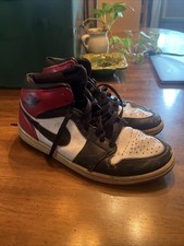 Jordan 1 mid Black Toe Size 11