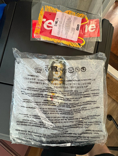 Supreme candle box logo - supreme,
