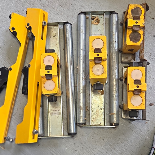Dewalt de7027 roller supports - dewalt,