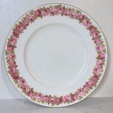 🌺 Vintage Royal Doulton -