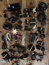 JOB LOT OF 40+ USB CABLES, COMPUTER & AUDIO LEADS, PLUGS, CHARGERS, HEADPHONES