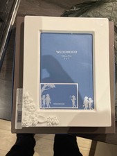 Wedgewood Petal Picture Frame