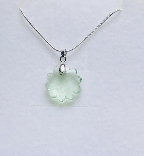 Stunning sparkly peridot - stunning,