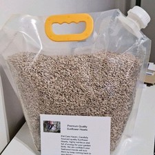  WILD BIRD PREMIUM FOOD SUNFLOWER HEARTS 3KG REUSABLE PACKAGE