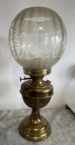 Brass oil lamp clear - brass,
