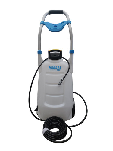 Forklift battery filling/