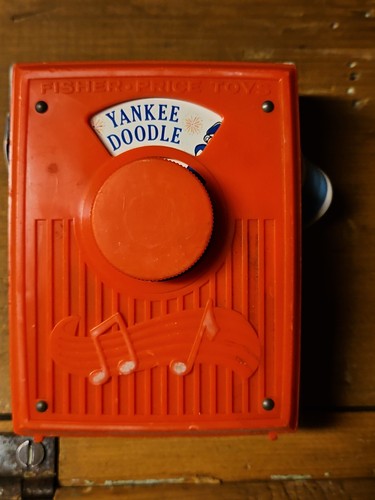 Fisher price 1975 pocket radio - fisher,