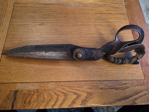 Heinisch large antique - r,