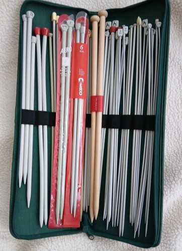 Selection vintage knitting - of,
