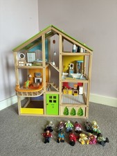 Hape All Seasons Wooden Dolls