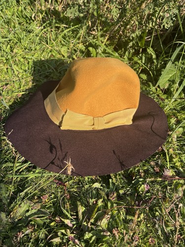 Vintage mustard brown felt - &,