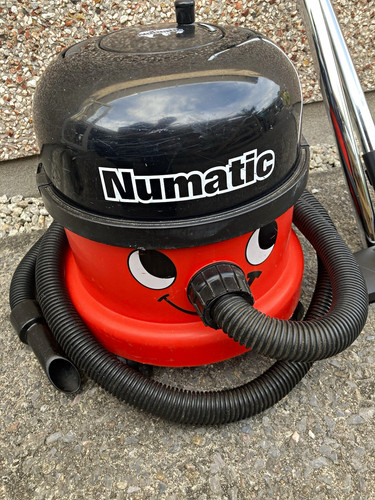 Henry numatic vacuum - vacuum, watt