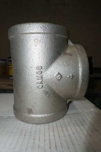 Camco 10115 tee threaded - 10115, 4"