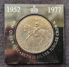 RARE) 1977 Queen Elizabeth II