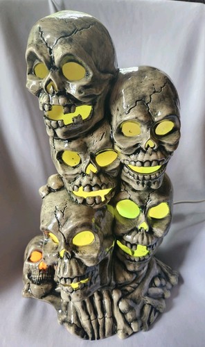 Vintage ceramic stack skulls - ceramic,