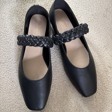 Black Wide Fit Extra Comfort
