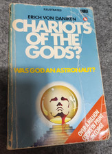 Chariots of the Gods? By Erich Von Daniken Corgi Books 1975