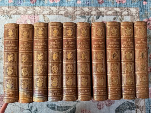 Antique childrens encyclopedia - childrens,