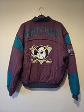 Vintage 90s NHL Nutmeg By