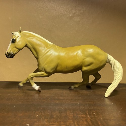 Breyer classics scamper - breyer,