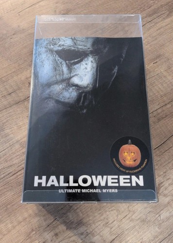 Neca halloween figures - neca,