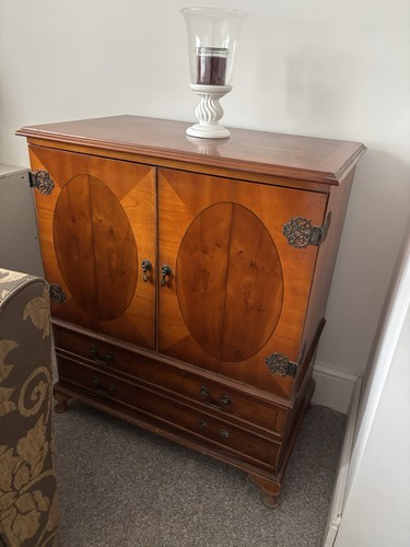 Mahogany unit and - unit,