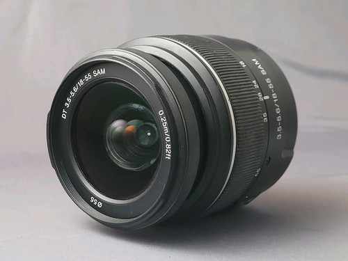 Sony sal 55mm - 18-55mm, f/3.5-5.6