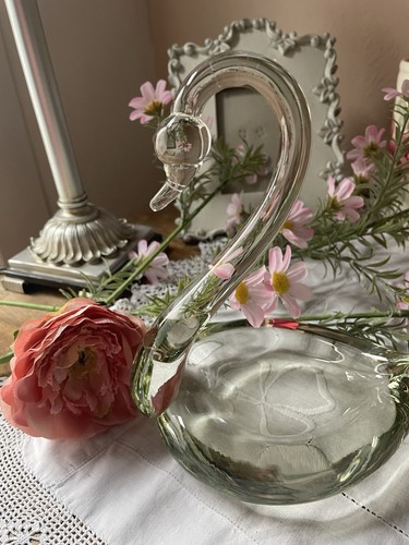 Vintage hand blown glass swan - blown,