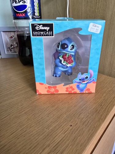 Disney showcase collection - disney,