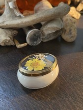 Vintage Framecraft U.K. Pill Box With Pressed Flowers