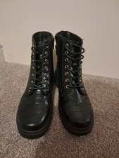 Excellent condition, New Look