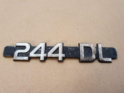 244 244dl volvo car - car, badge