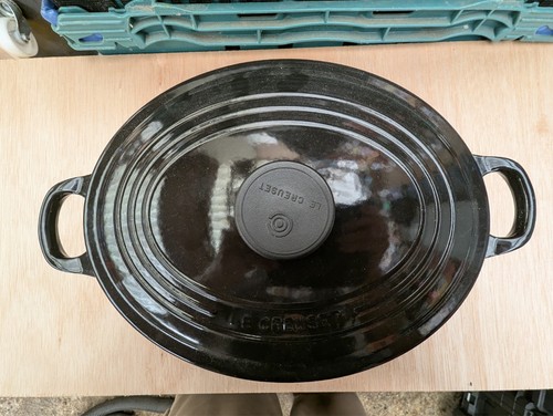 Creuset cast iron casserole - le,