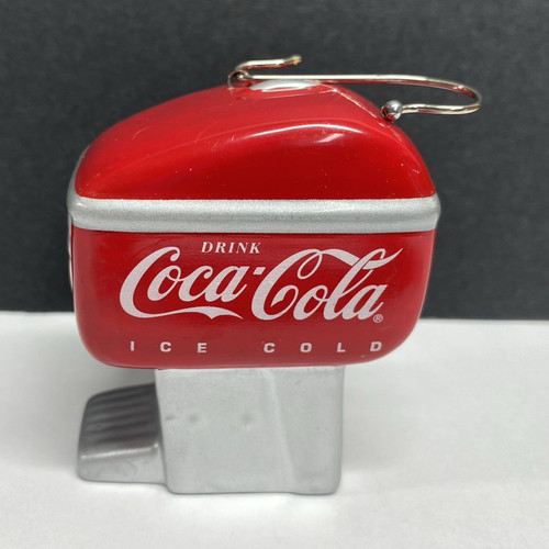 Coca cola ice cold - ice, soda