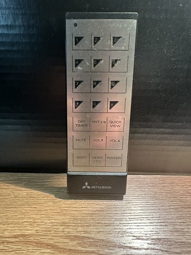 Mitsubishi remote vintage - tv,