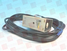 OMRON E4B-TS50SF4 / E4BTS50SF4 (NEW IN BOX)